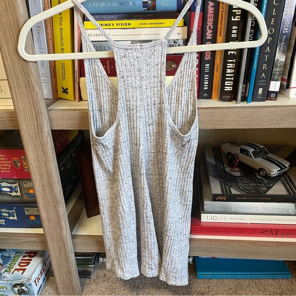 David Lerner Grey Ribbed Racerback Top Medium - Picture 3 of 3